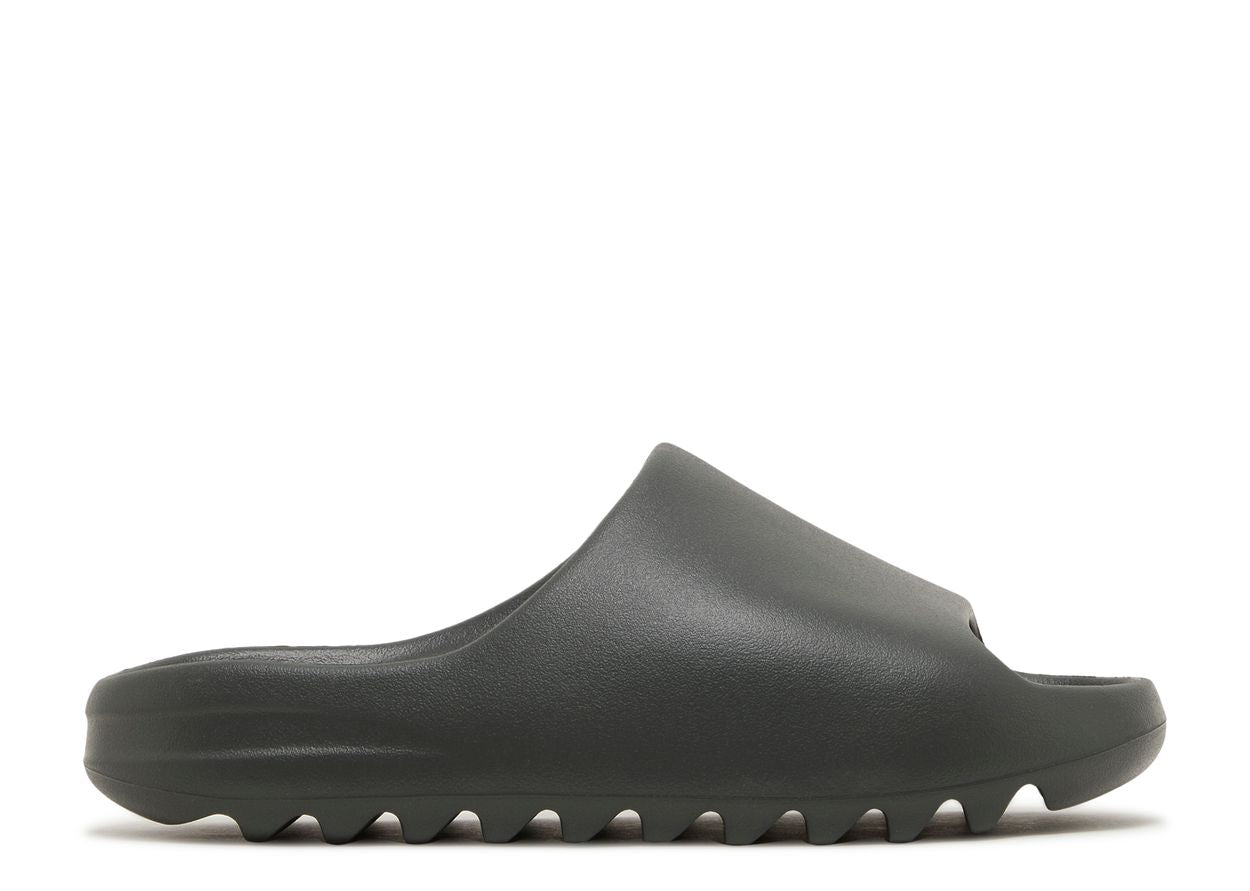 YEEZY SLIDES 'DARK ONYX'