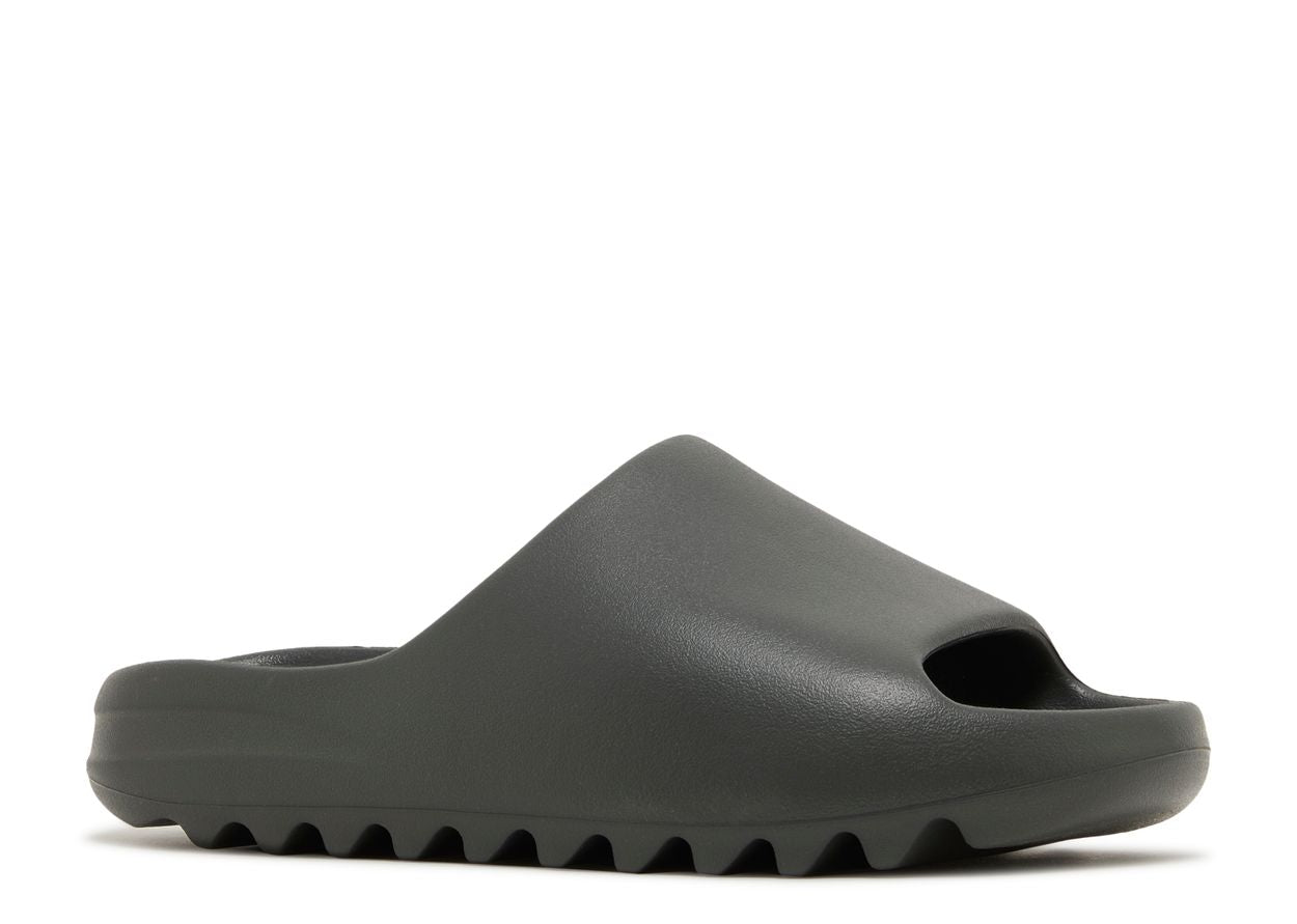 YEEZY SLIDES 'DARK ONYX'